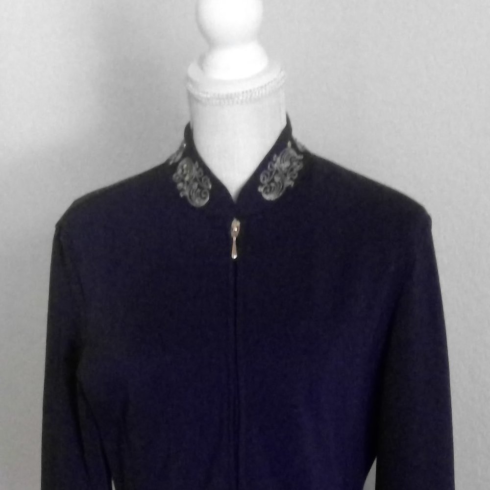 Classy Full Zip Jacket! - image 3